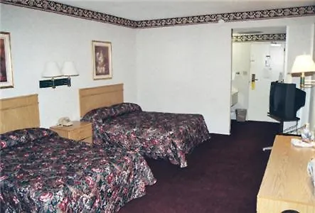 **  فندق Super 8 Colonial ويليامزبرغ الولايات المتحدة الأمريكية